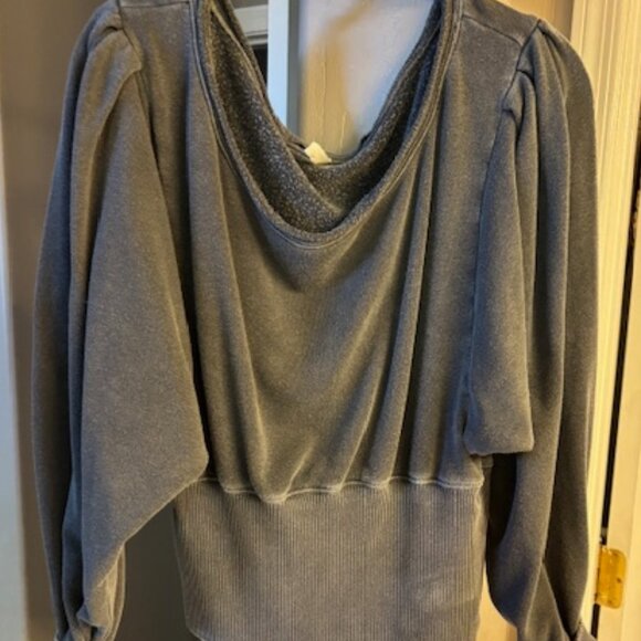 Free People Movement Pirouette Grey Sweatshirt, Size Size Small - Picture 2 of 5